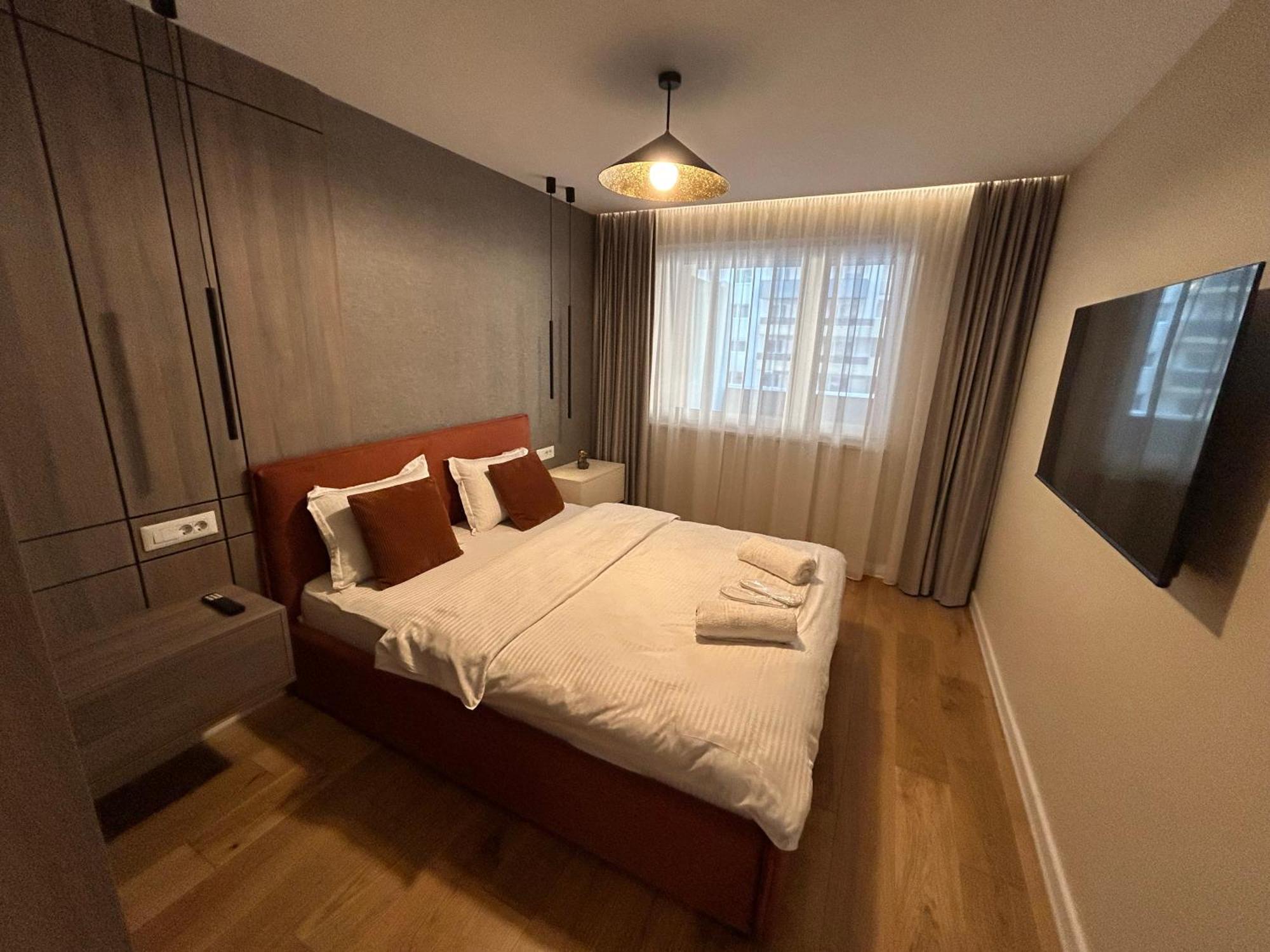 B-Holiday Luxury Apartments Urban Plaza Brassó Kültér fotó